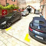 Guest House Virginia\'S Rooms-Private Free Parking And Top Carignano District