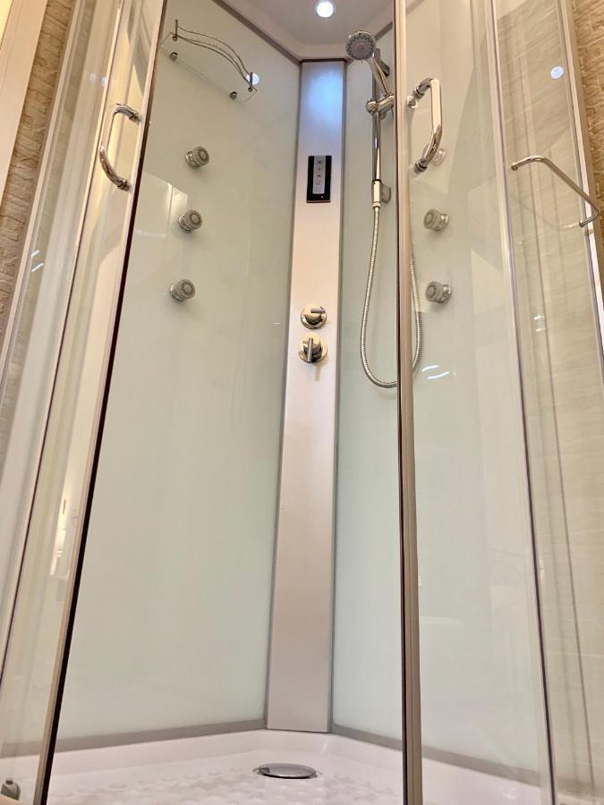 Virginia's Rooms-private Free Parking And Carignano District